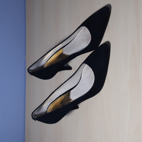 Michael Kors black suede heels size 6 1/2 - EUC - Picture 13 of 13